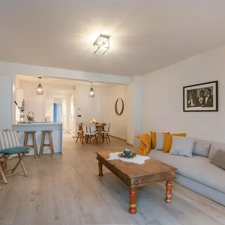 Apartment Huswell - Modern 2 Bedroom In Centre Of