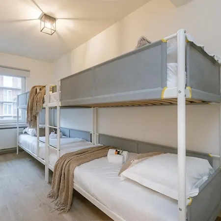 Апартаменты Huswell - Modern 2 Bedroom In Centre Of *